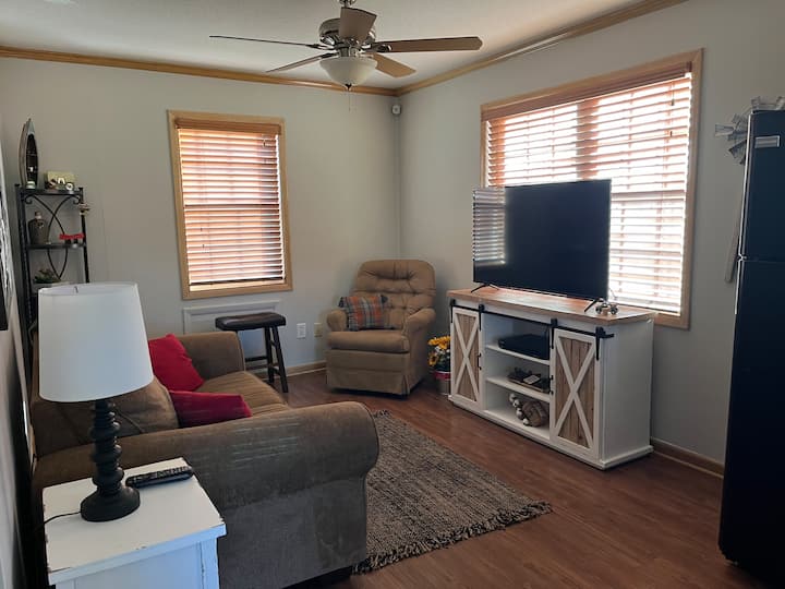 Quiet 1br Home | Ideal For Business Travelers - Valdosta, GA