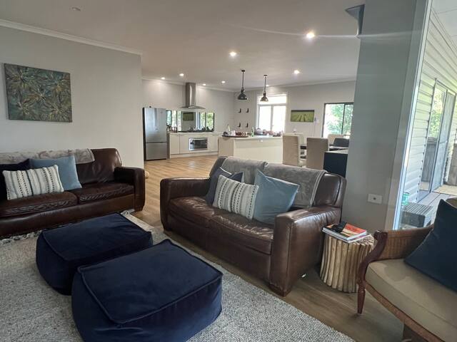 Family Home – Walpole on the Nornalup Inlet gallery image 2