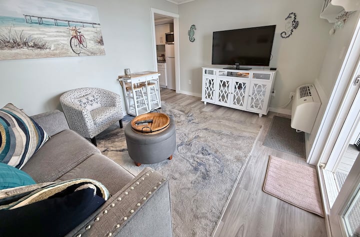 Ocean Front Condo - Hampton
