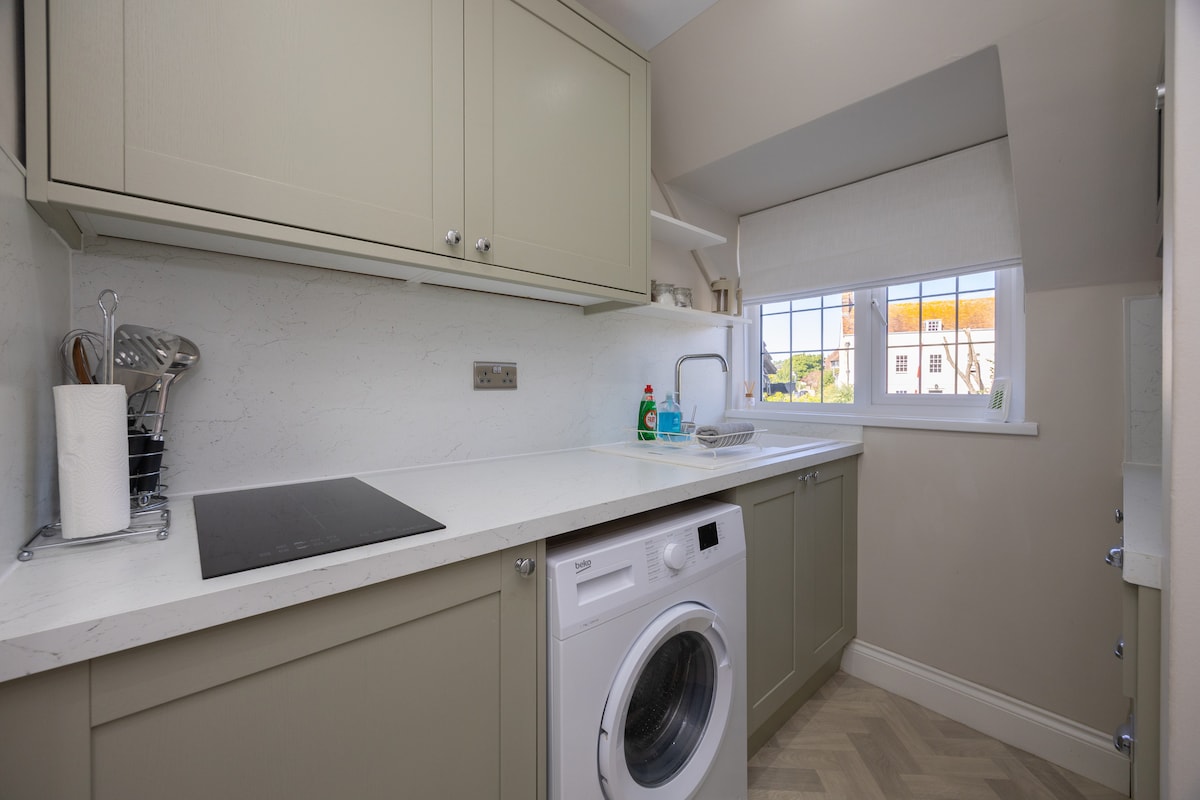 Successful Airbnb property: Best Location! Top Ranked Riverside Gem | Parking in Harbledown And Rough Common