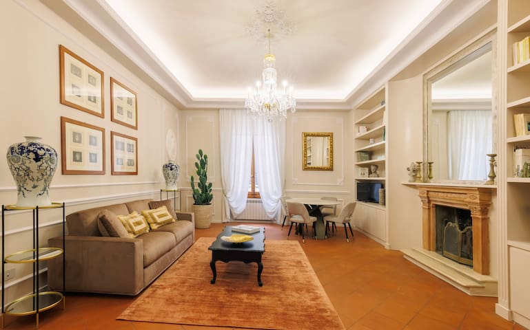 Donatello Luxury Suite