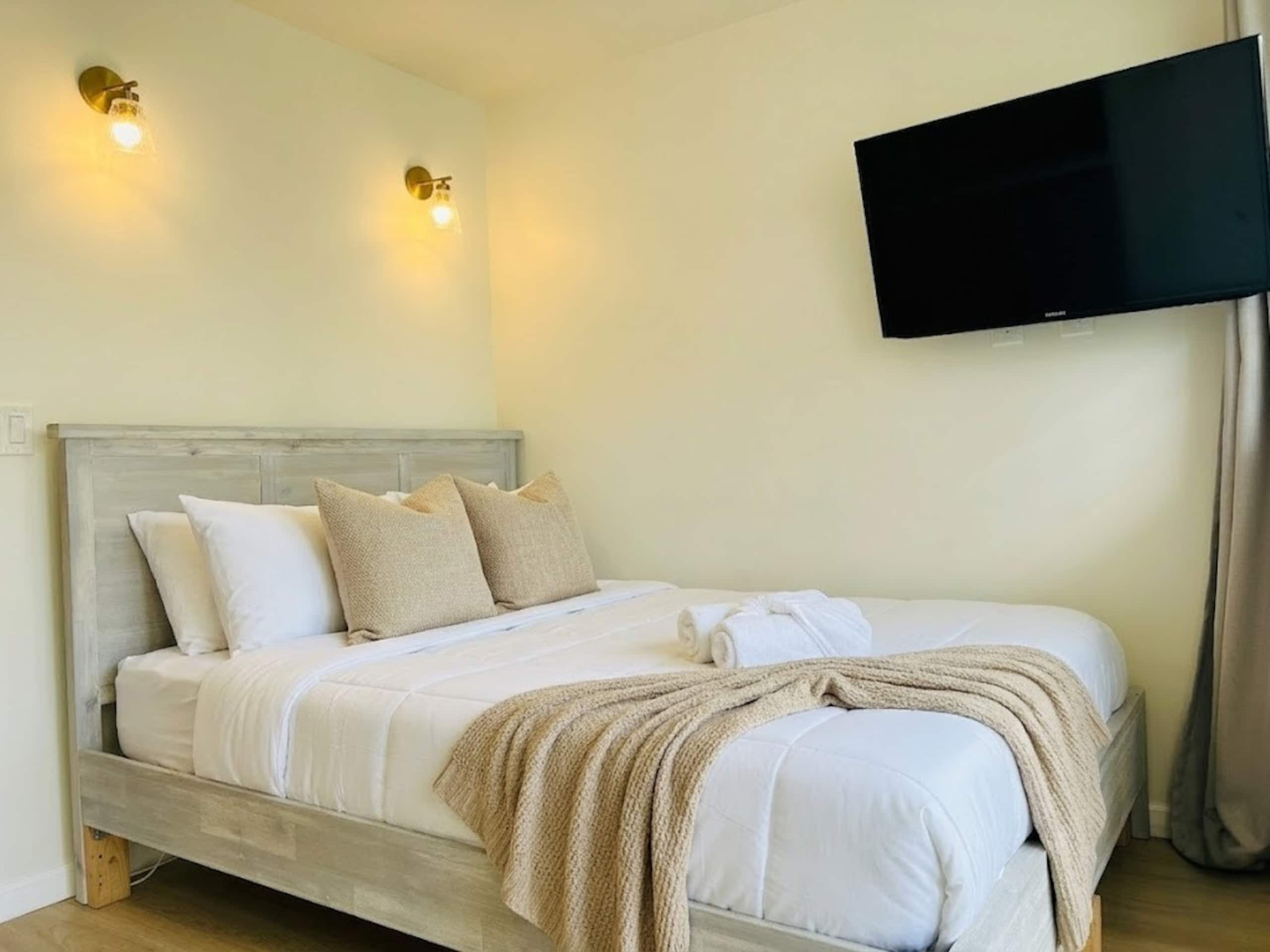 Cozy Studio at the Heart of Waikiki - Image 2