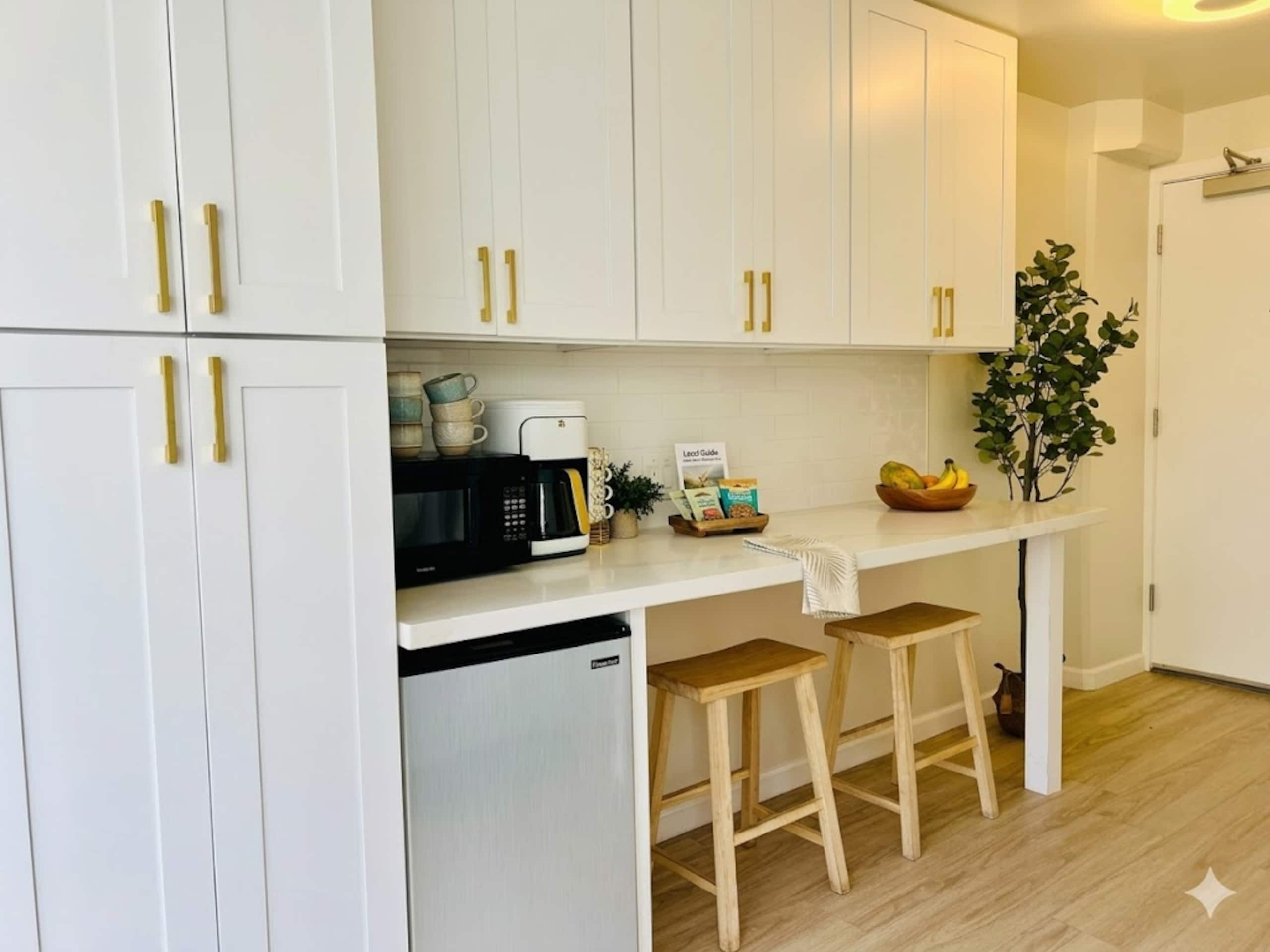 Cozy Studio at the Heart of Waikiki - Image 11