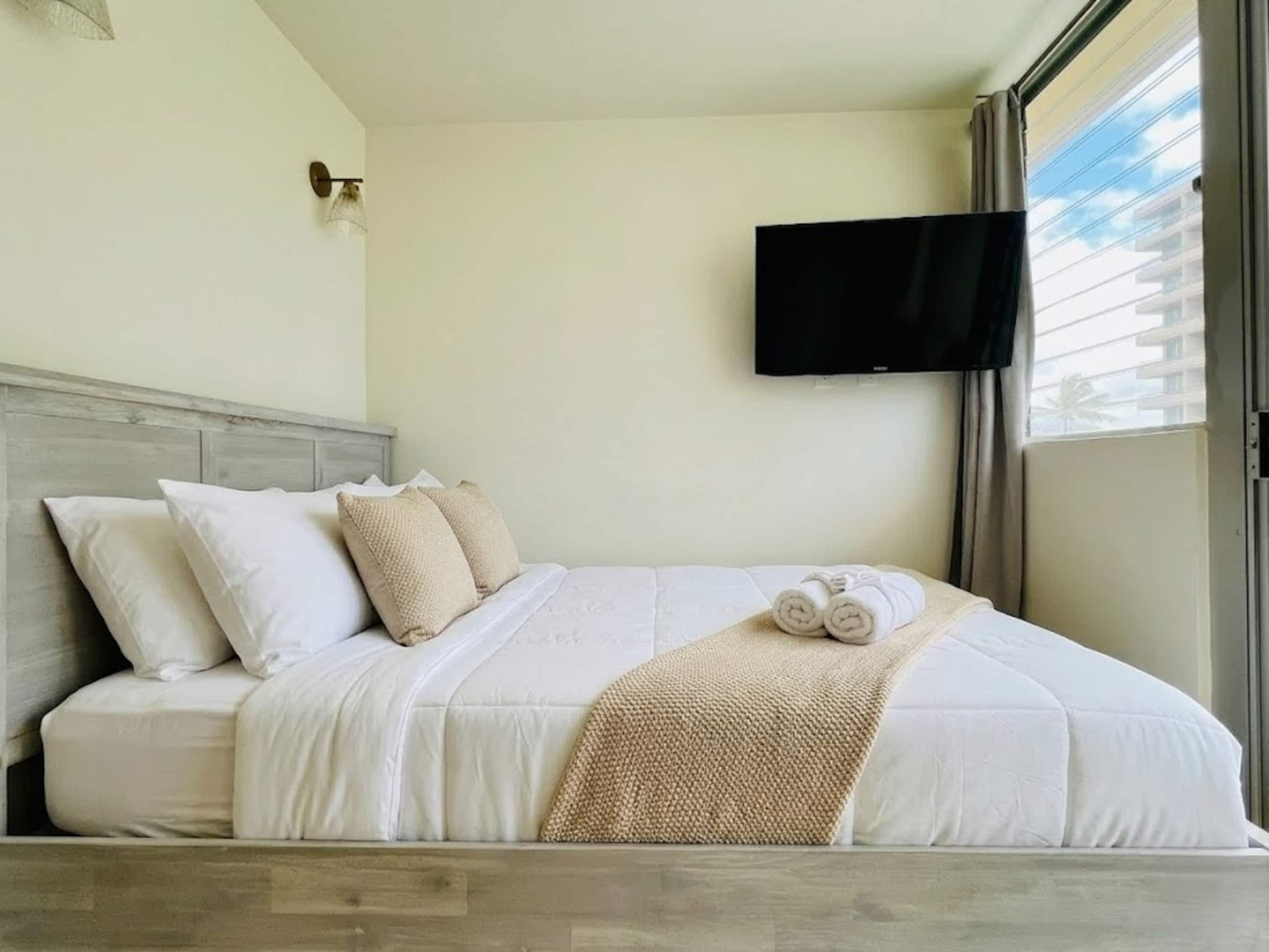 Cozy Studio at the Heart of Waikiki - Image 4