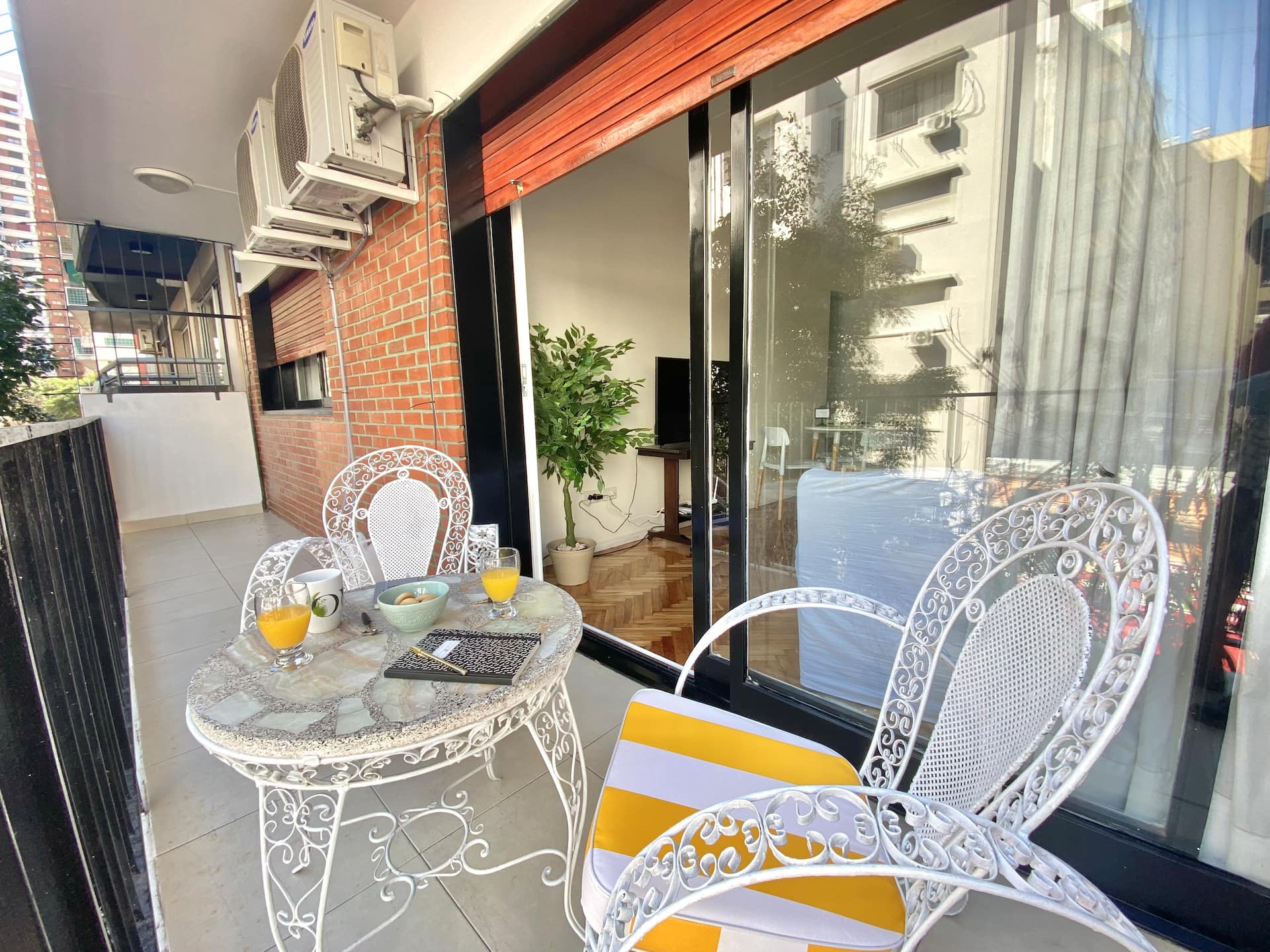 Apartamento de 2 quartos com varanda em Recoleta