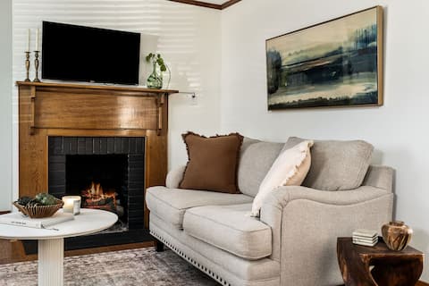 Home away from Home in Downtown McMinnville