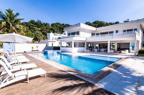 Casa wonderful Caragua foot on the sand condominium