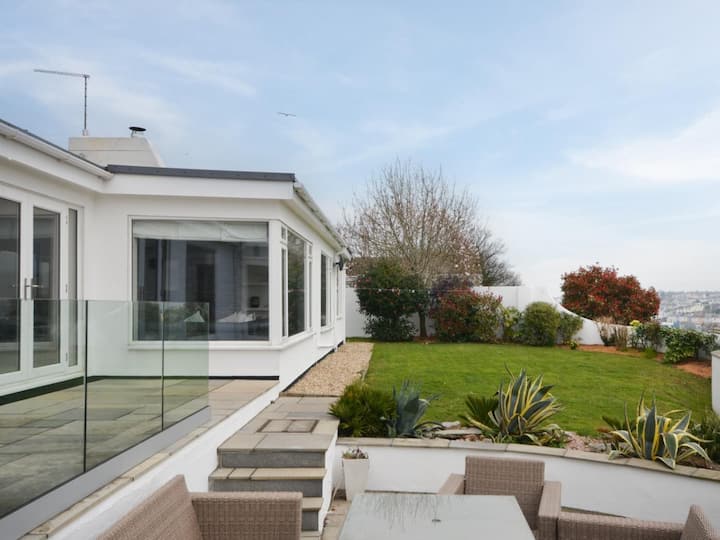4 Bed In Brixham (Oc-76402) - Brixham