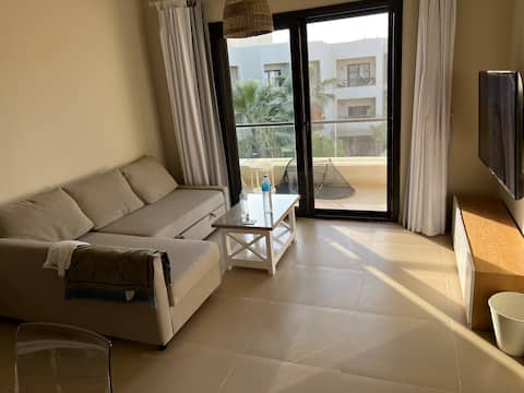 Azha 2 bd chalet ( family only )