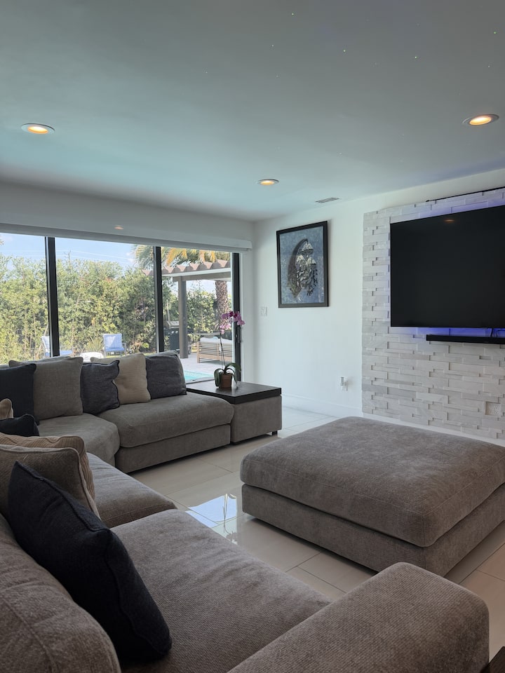 Zen Gem Home - ハイアリア, FL