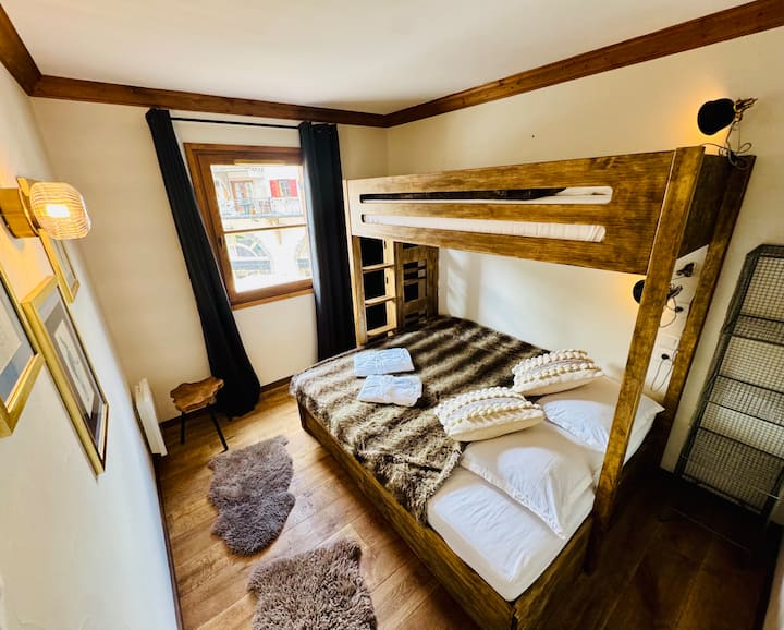 1 ორადგილიანი საწოლი 160 სმ + 1 ერთადგილიანი საწოლი 90 სმ