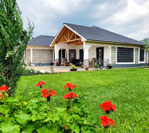 Modern 3 BR Home Perfect for Families