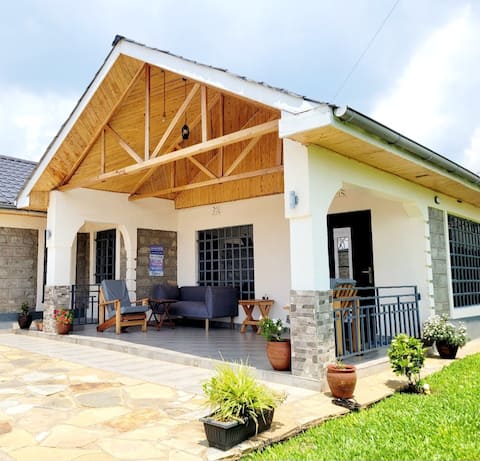 Modern 3 BR Home Perfect for Families