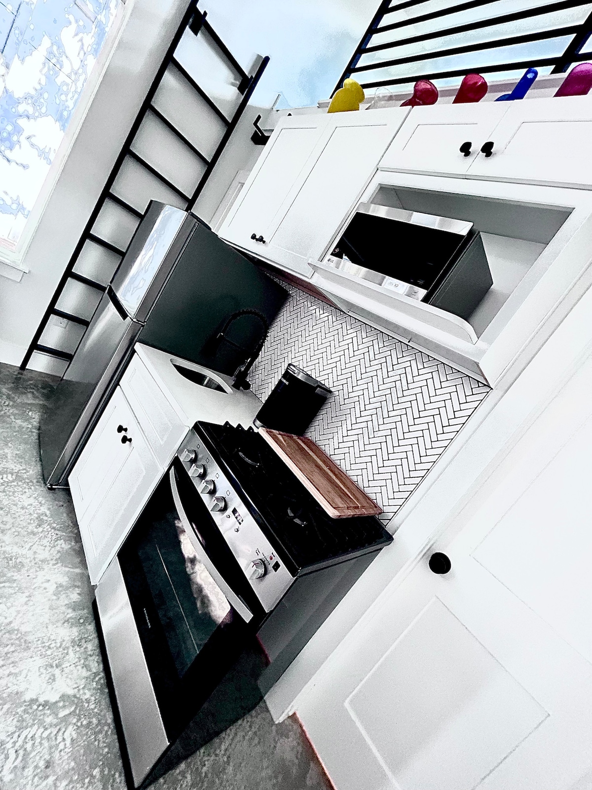 Modern Austin Tiny Home in Chill Neighborhood