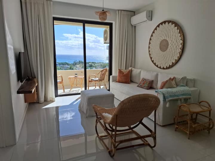 Seaview Serenity Apartment - Maurice