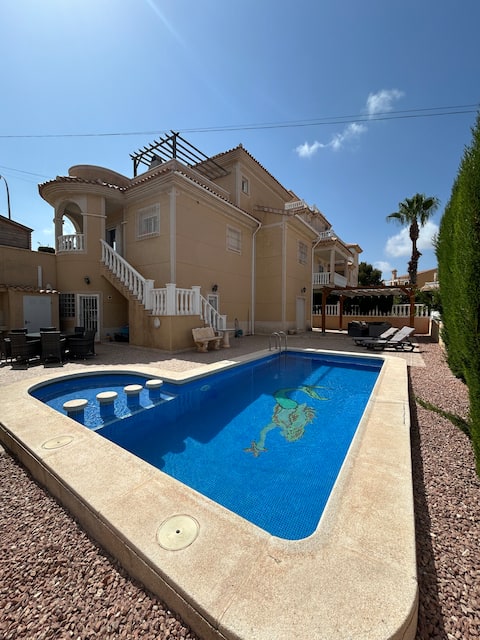 The Fisher Villa
