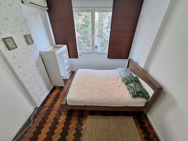 APTO 2 MIN.PRAIA IPANEMA, WIFFI, AR CONDICIONADO! gallery image 4