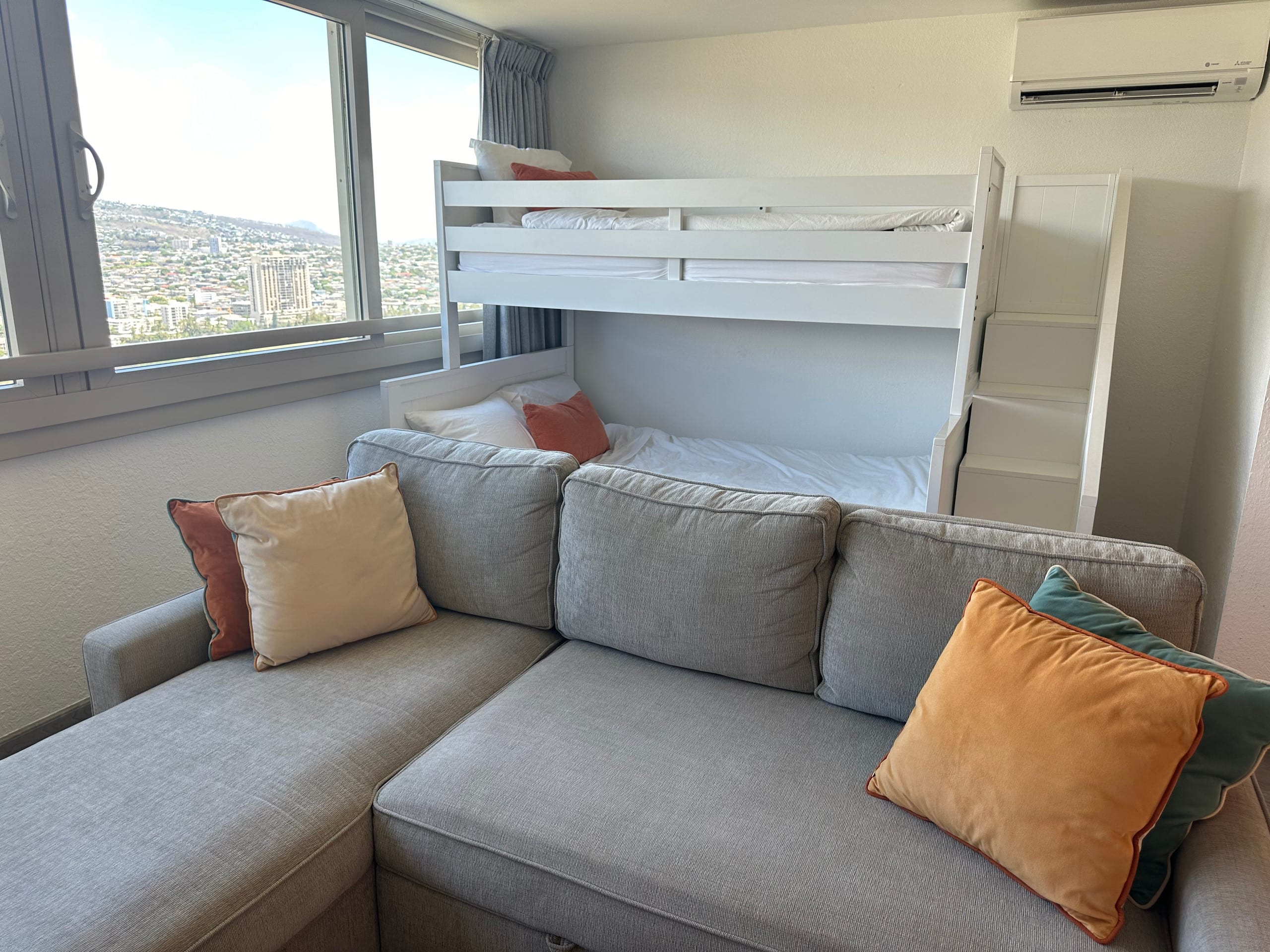35FL-Newly Renovated Hidden Gem 1BR / Waikiki - Image 7