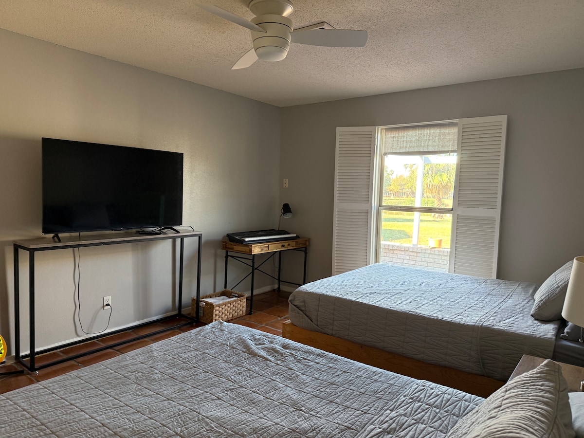 غرفة النوم 2