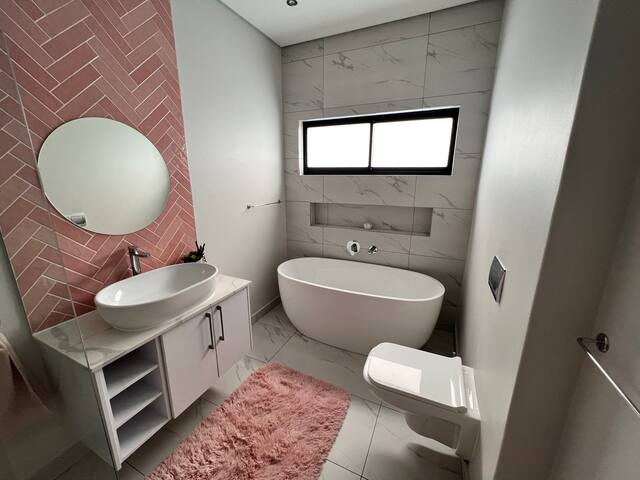 Beautiful holiday home with pool and pizza oven gallery image 5