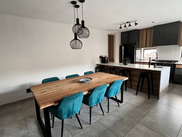 Beautiful holiday home with pool and pizza oven gallery image 2