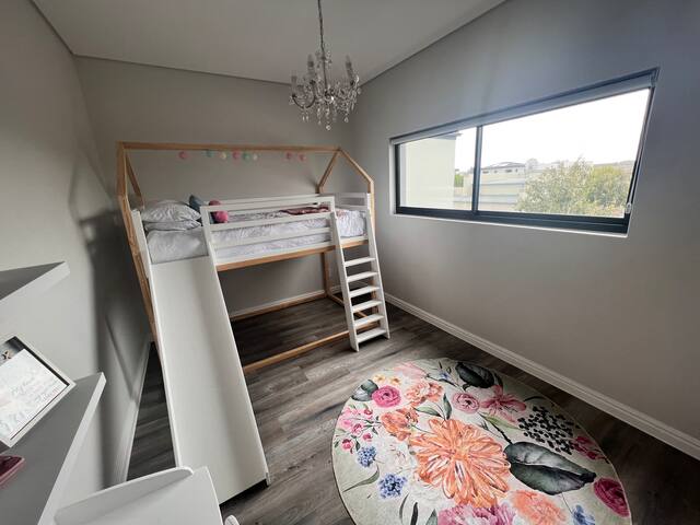 Beautiful holiday home with pool and pizza oven gallery image 4