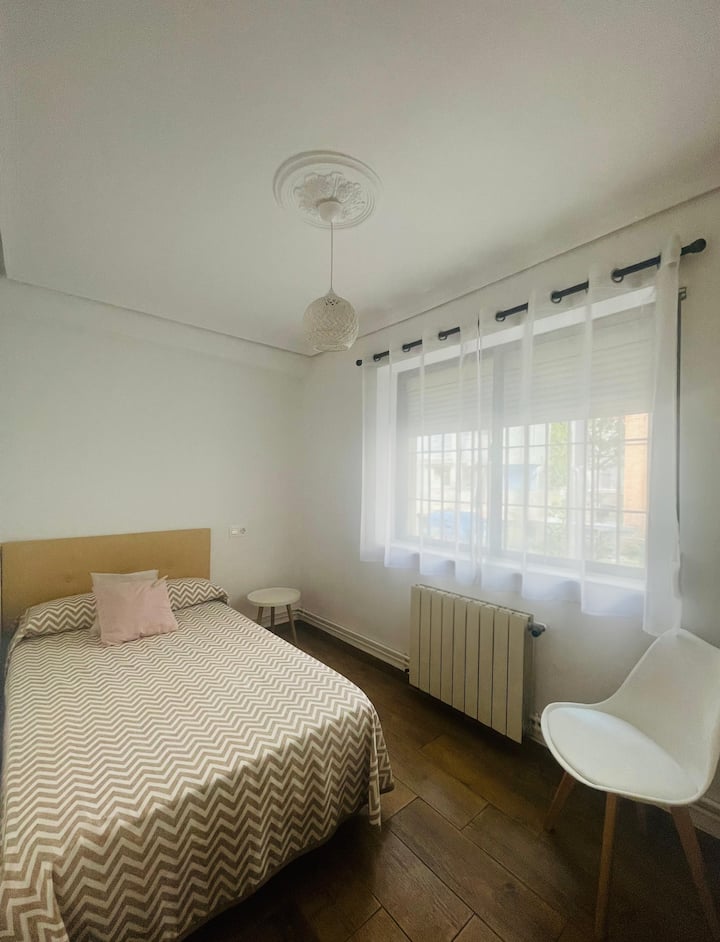 საძინებელი 1