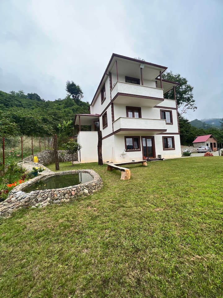 Trabzon House Vacation Rentals - Trabzon, Türkiye | Airbnb