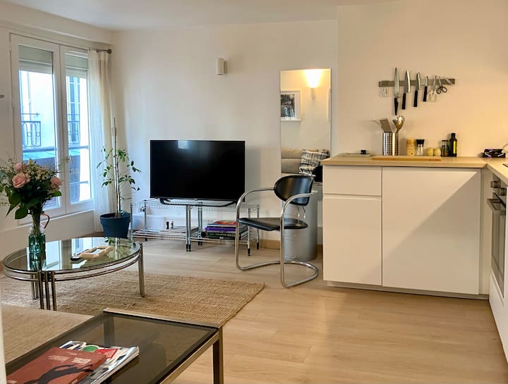 Charmant 2 Pièces Au Cœur Du Paris Historique - Paris 18e Arrondissement