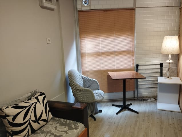 listing_image