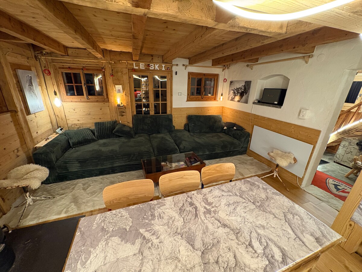 Successful Airbnb property: "L'Arbalète" Ski-in Ski-out in Riddes