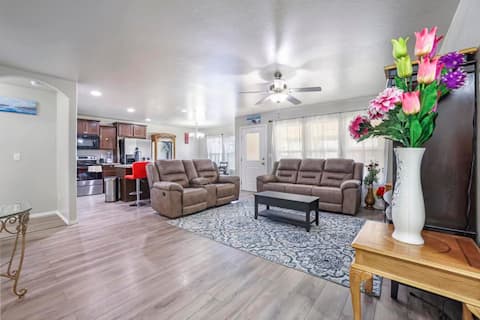Entire Home in Twinfalls ID