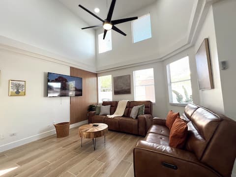 Cute & Aesthetic Family Home Orlando close to MCO