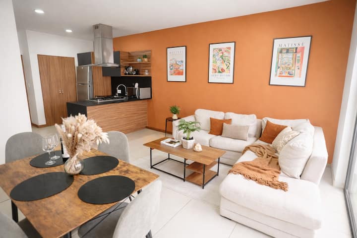 Chapultepec Area, Spacious With 8 Beds, Rooftop. - Guadalajara