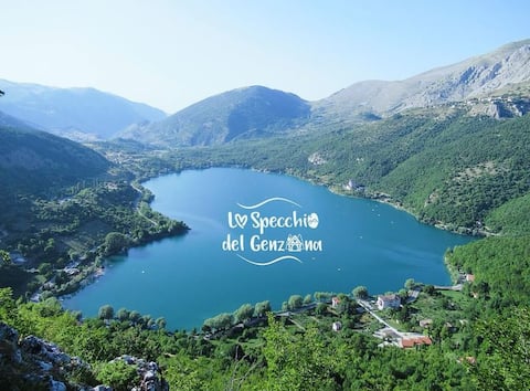 • The Genzana Bis mirror •