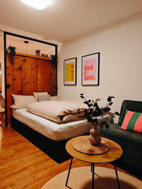 Vintage Wood Apartment in Allgäu