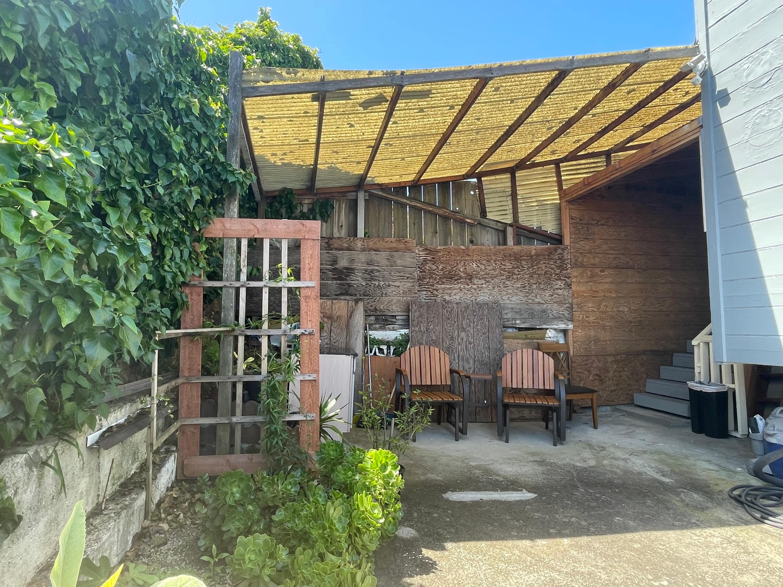 Villa in San Francisco · ★4.75 · 1 bedroom · 2 beds · Shared half-bath - Image 18