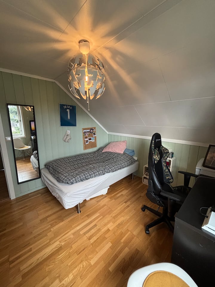 מיטה זוגית קטנה, 120x200 ס"מ