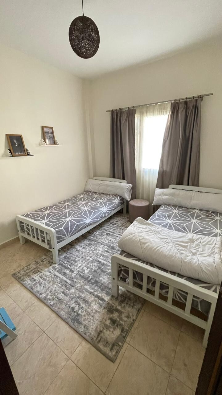 غرفة النوم 2