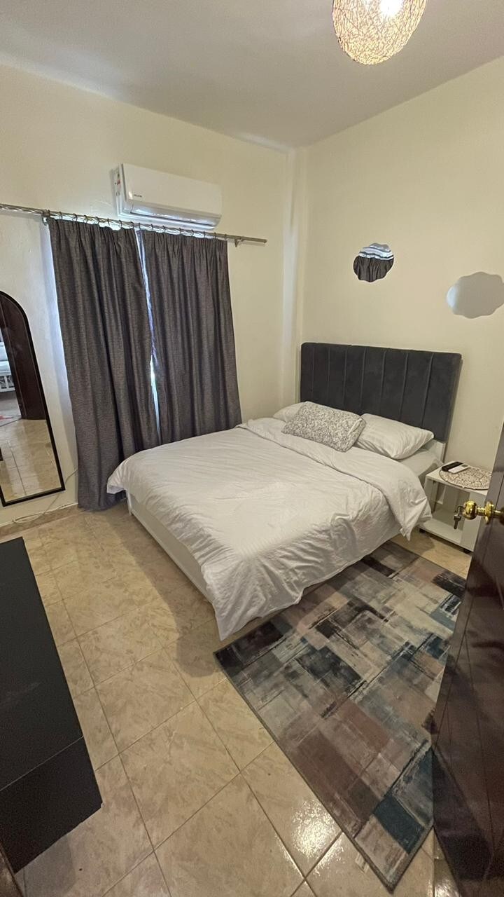 غرفة النوم 1