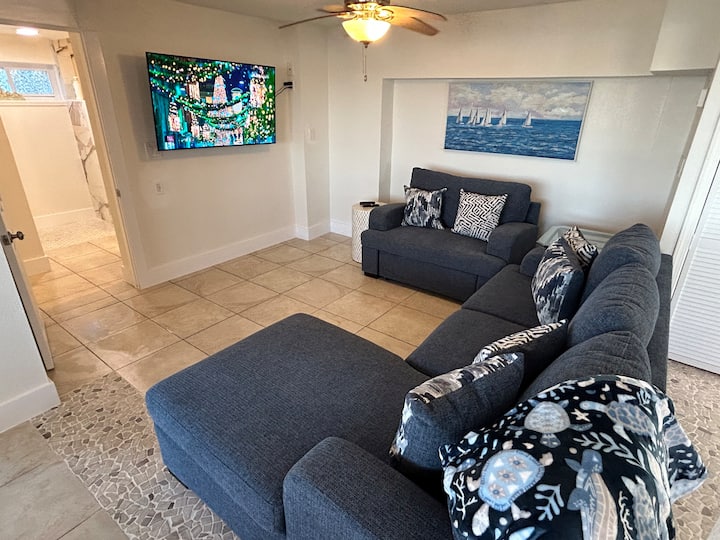 Ami Dock Of The Bay - "On The Water" 1st Floor - Bradenton Beach, FL