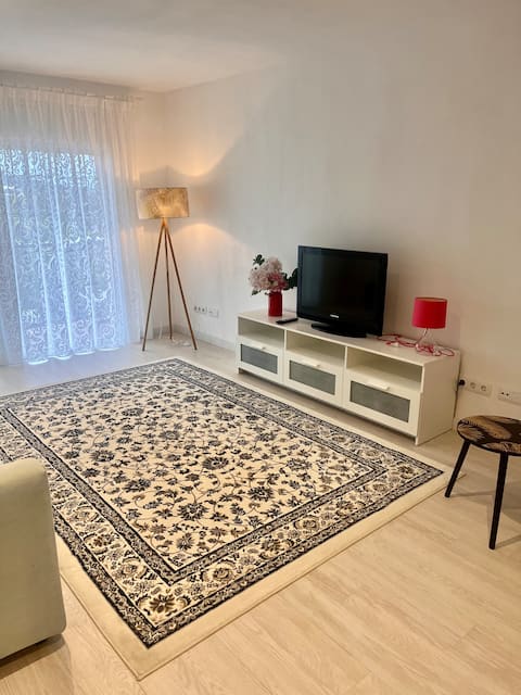 Propiedad de Airbnb exitosa: Lovely apartment in Playa d'Aro en Castell Platja D'aro