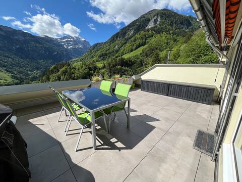 3 1/2 room terrace apartment with distant view