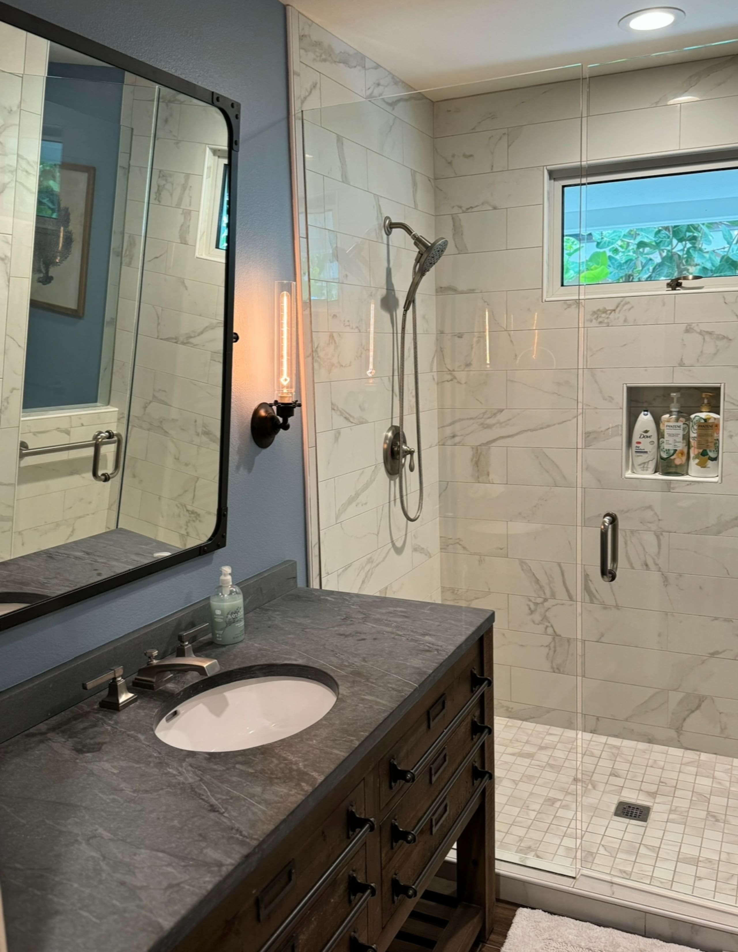 Home in Kailua-Kona · ★5.0 · 5 bedrooms · 7 beds · 6 baths - Image 70