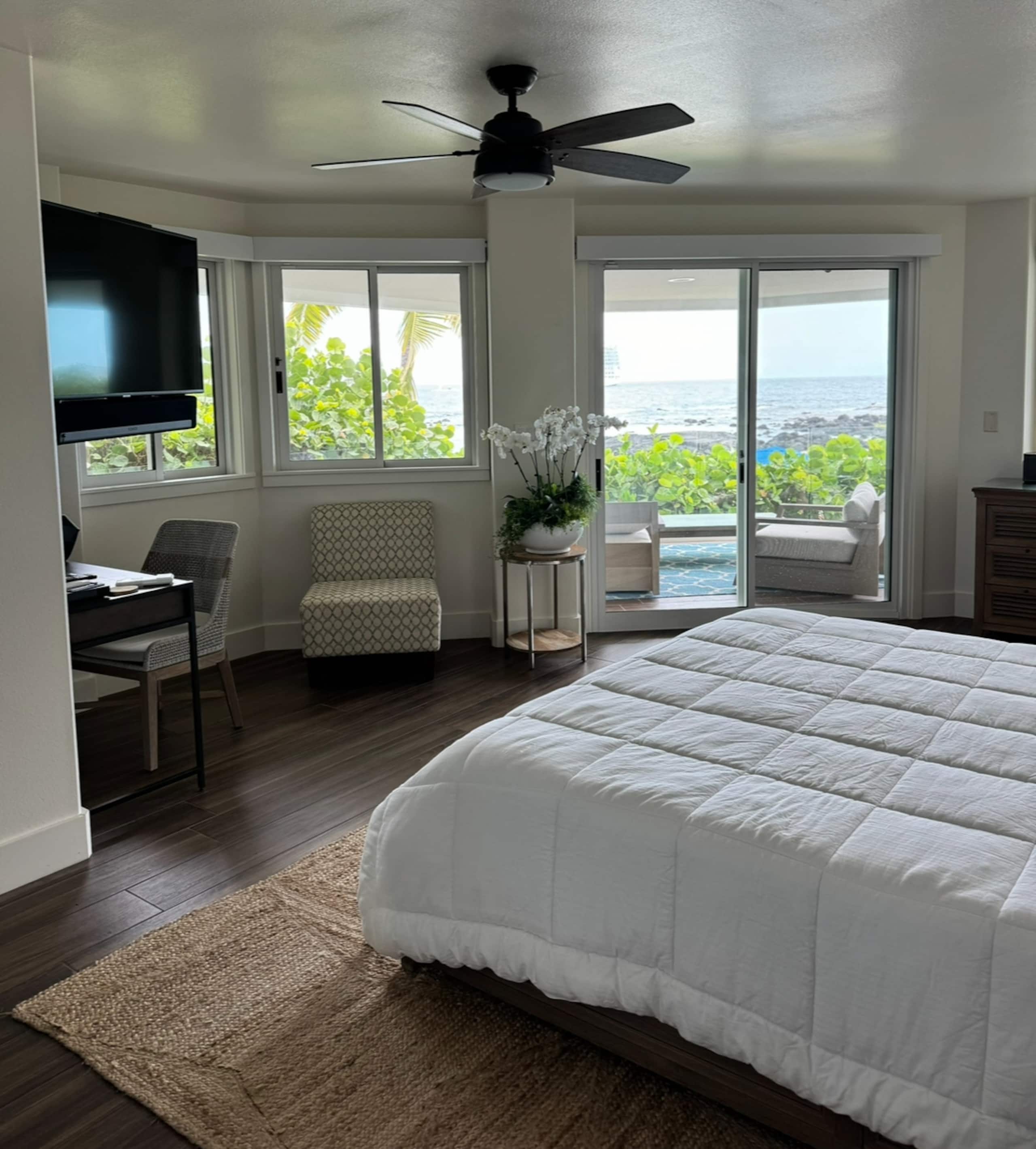 Home in Kailua-Kona · ★5.0 · 5 bedrooms · 7 beds · 6 baths - Image 39