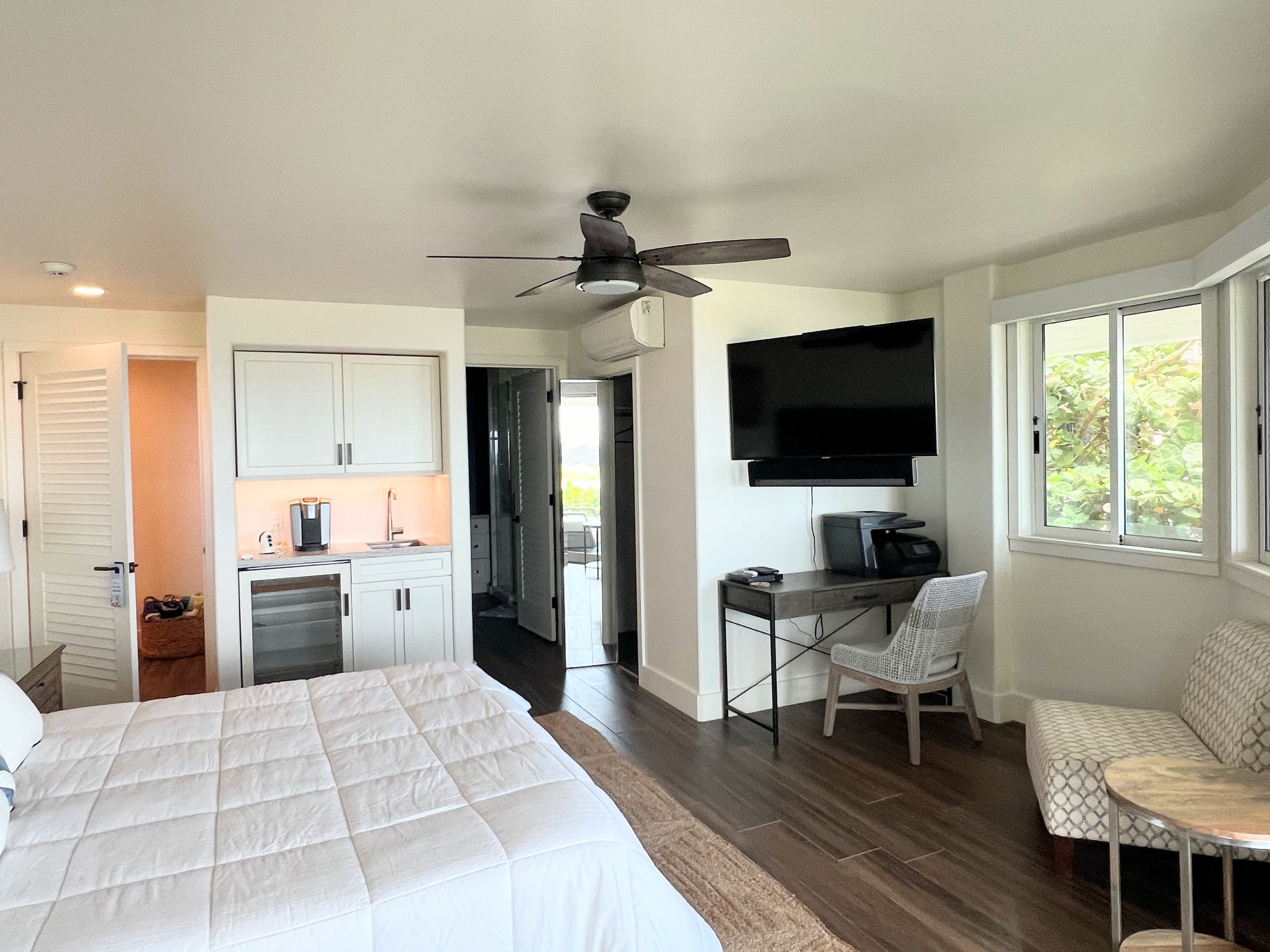 Home in Kailua-Kona · ★5.0 · 5 bedrooms · 7 beds · 6 baths - Image 38