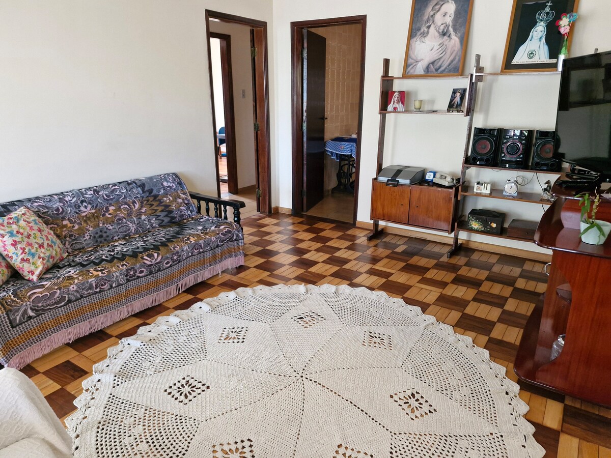 Airbnb em destaque: Cozy house 6 minutes from Canção Nova! em Cachoeira Paulista