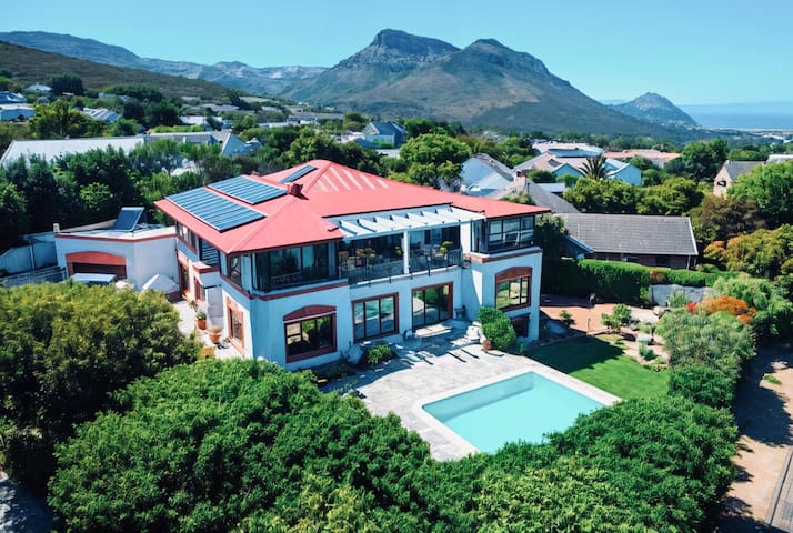 Luxurious Spacious Apartment – No Loadshedding