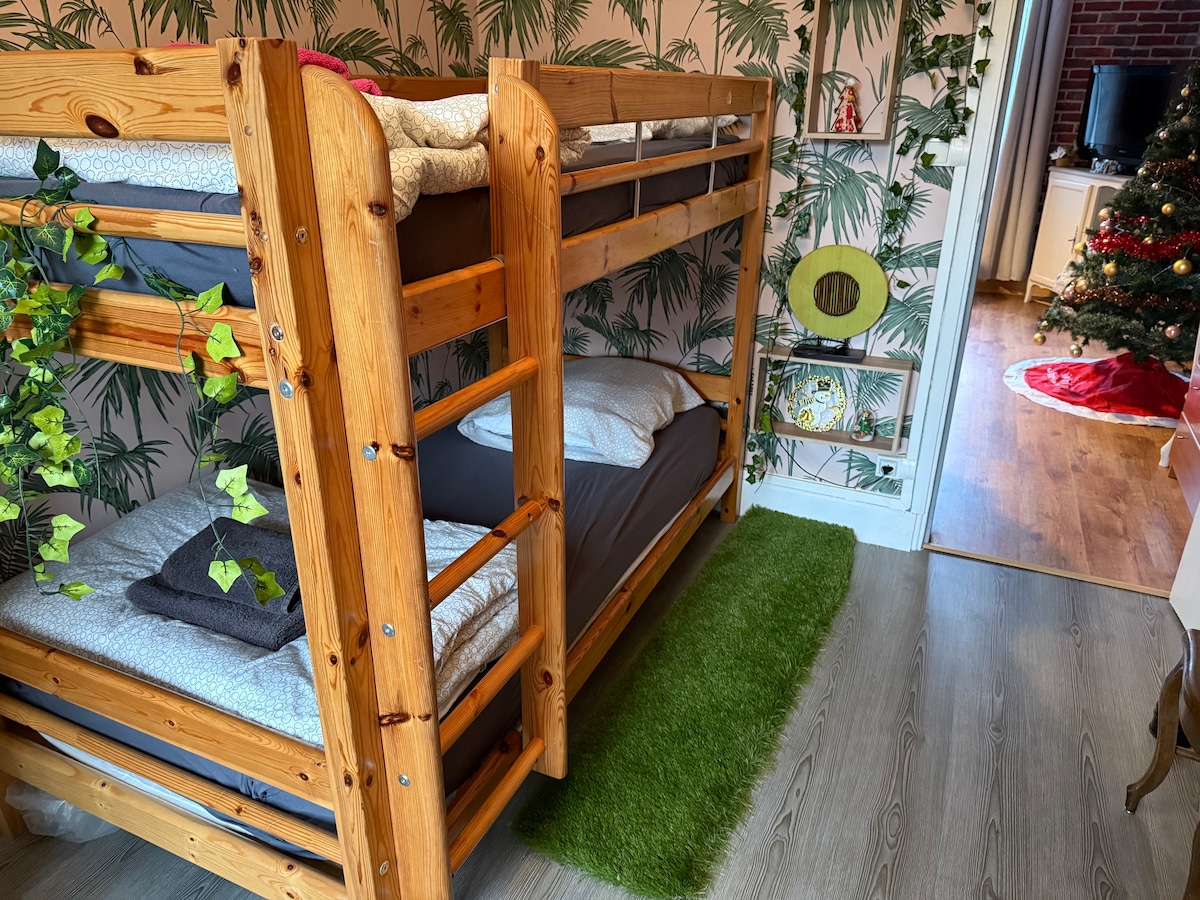 საძინებელი 1