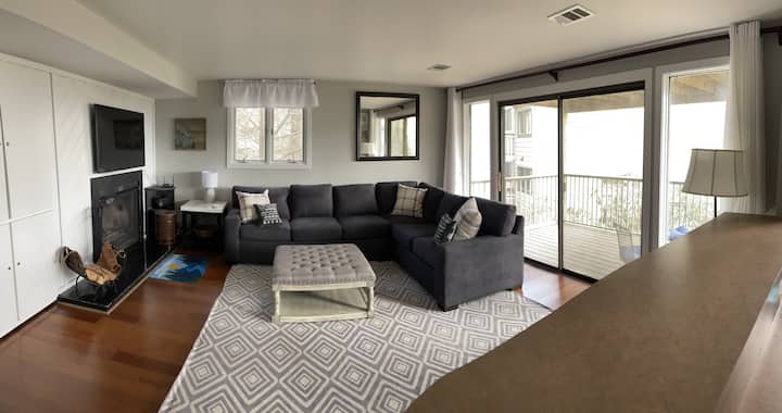Eagles Court Ski In/out Condo - Wintergreen Resort, VA